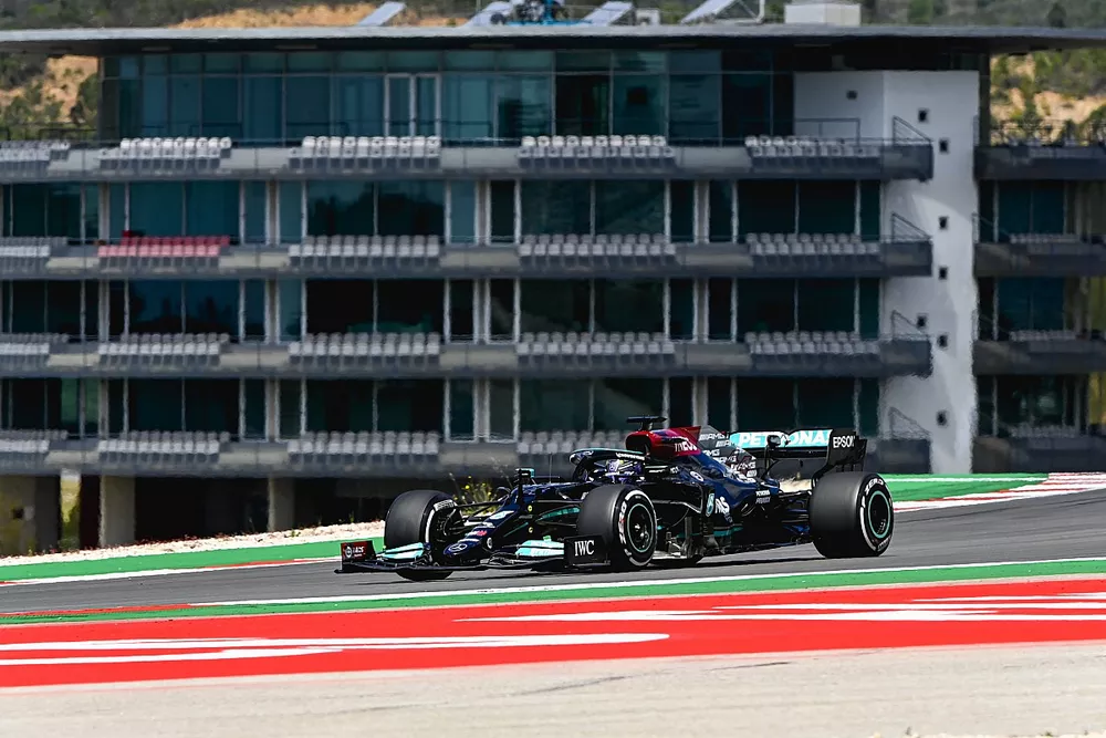 Lewis Hamilton, Mercedes W12