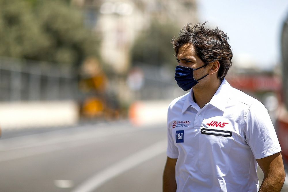 Pietro Fittipaldi, reserve driver, Haas F1 walks the track