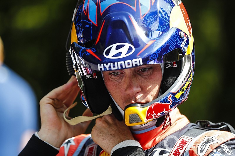 Championnat - Neuville creuse légèrement l'écart avec Ogier