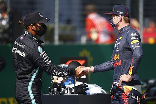 Alonso: los t&iacute;tulos de Verstappen valen m&aacute;s que los de Hamilton