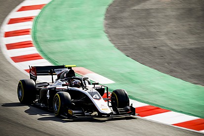 De Vries snelste op eerste F2-testdag Barcelona