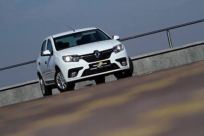 Галерея: доступний та економний Renault Logan