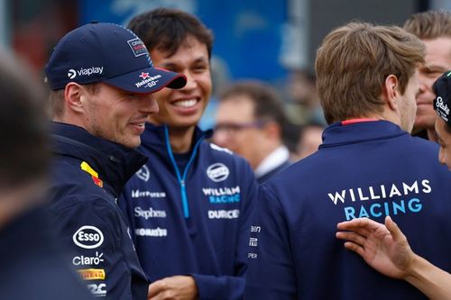 Verstappen explica como vai 'se multiplicar' para correr GP em Ímola e 24h de Nurburgring virtuais neste fim de semana
