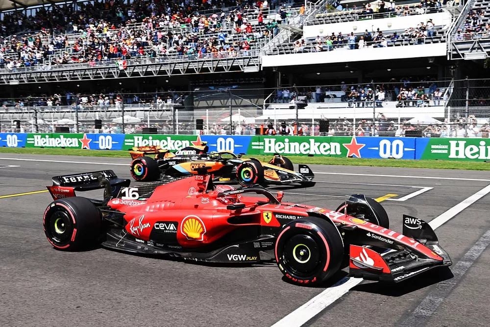 Essais de d&eacute;part : Charles Leclerc, Ferrari SF-23, Lando Norris, McLaren MCL60