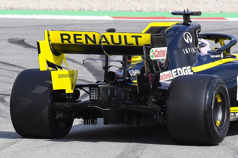Renault dice que el problema con el alerón trasero está solucionado