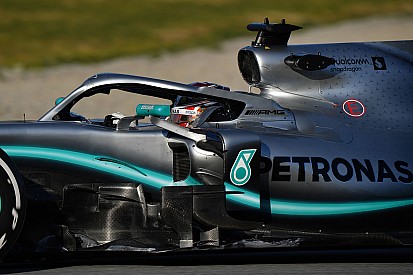 A Mercedes 150 problémamentes körrel nyitott: Hamilton és Bottas is elégedett