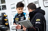 F3: Collet mantém “pés no chão” após liderança em testes