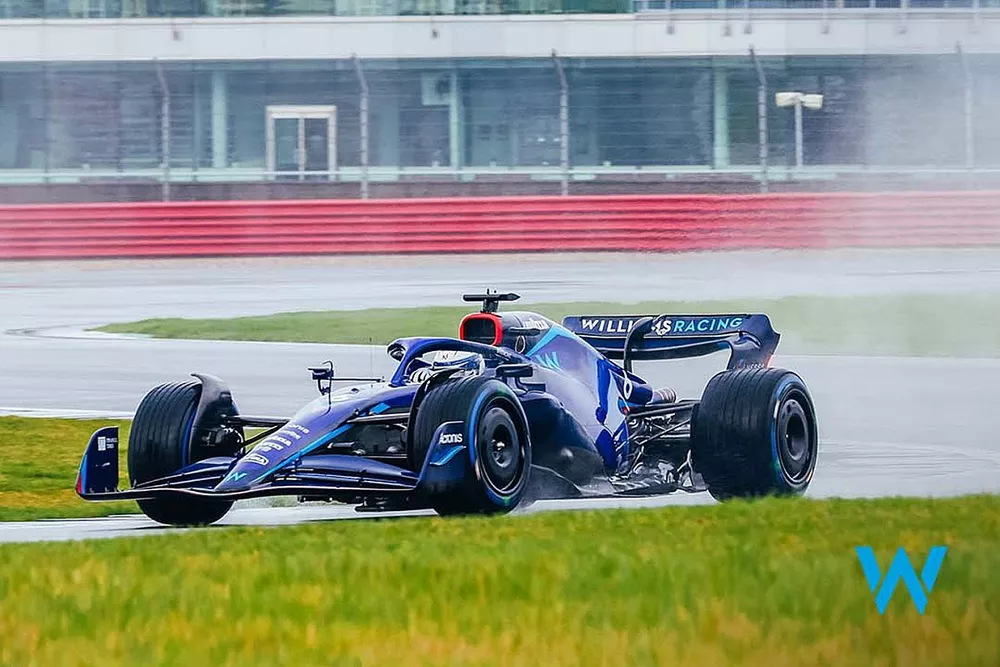 Williams FW44