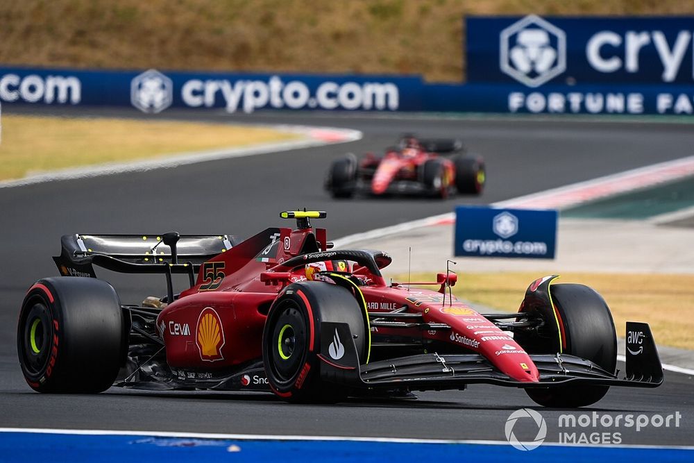 Carlos Sainz, Ferrari F1-75, Charles Leclerc, Ferrari F1-75