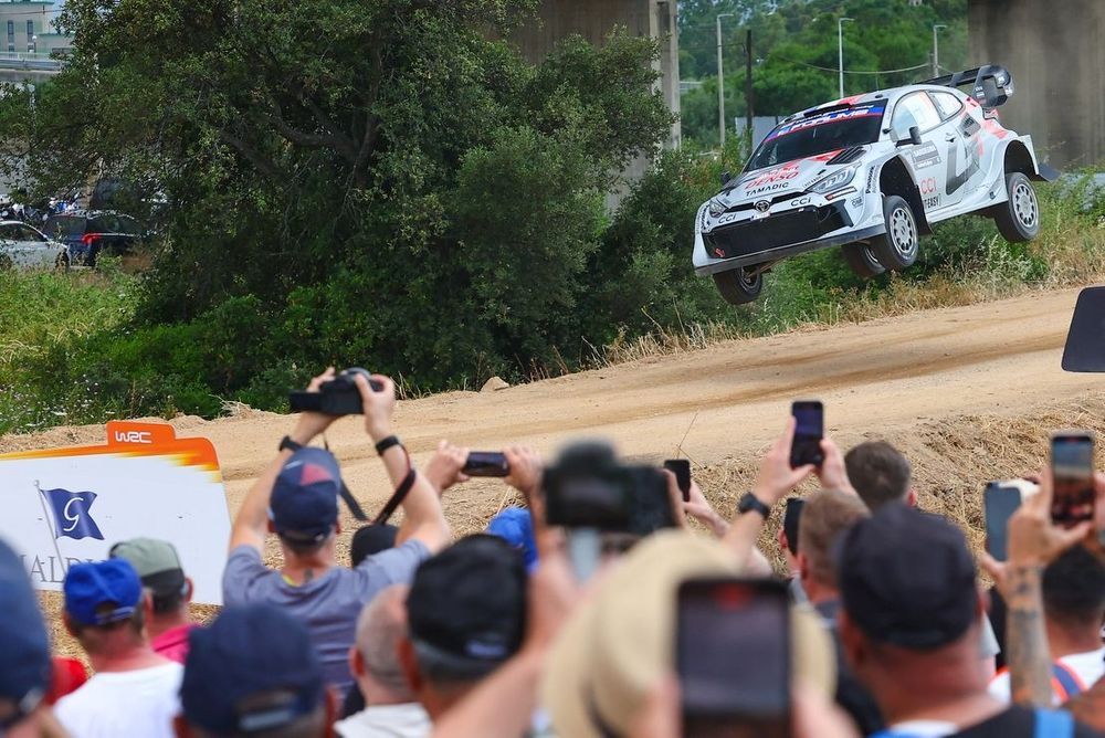 S&eacute;bastien Ogier, Vincent Landais, Toyota Gazoo Racing WRT Toyota GR Yaris Rally1