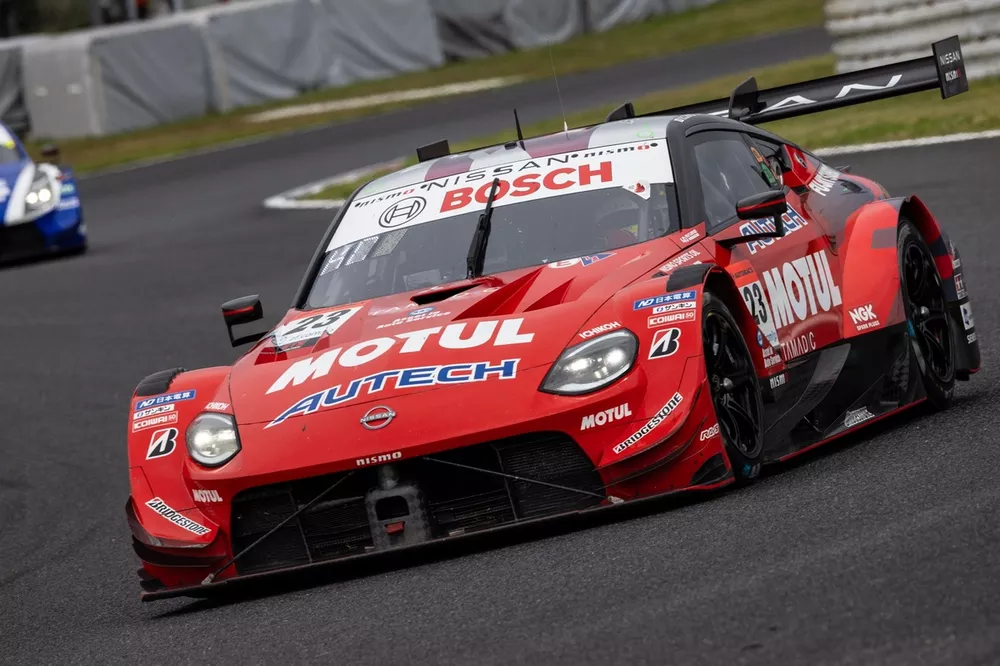 #23 MOTUL AUTECH Z