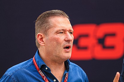 Jos Verstappen, artık Red Bull'un genç sürücüleriyle çalışmıyor