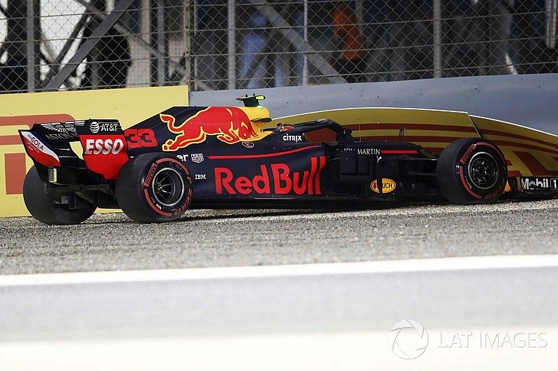Choque de Max Verstappen, Red Bull Racing RB14 Tag Heuer en la calificaci&oacute;n