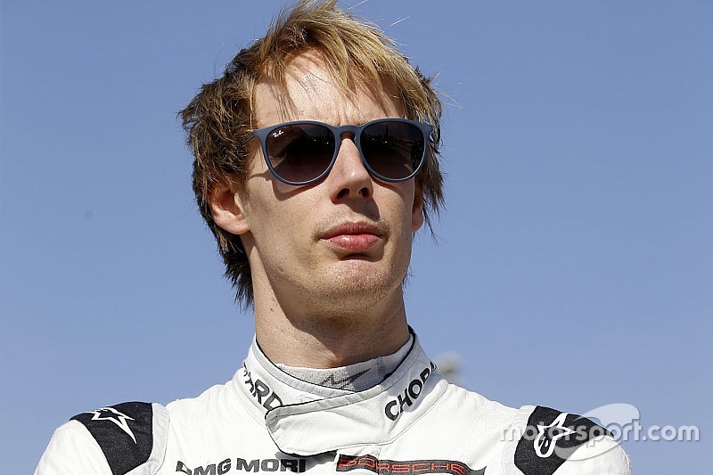 Brendon Hartley con la AXR-Mustang Sampling Racing alla 12h di Sebring al posto di Fittipaldi