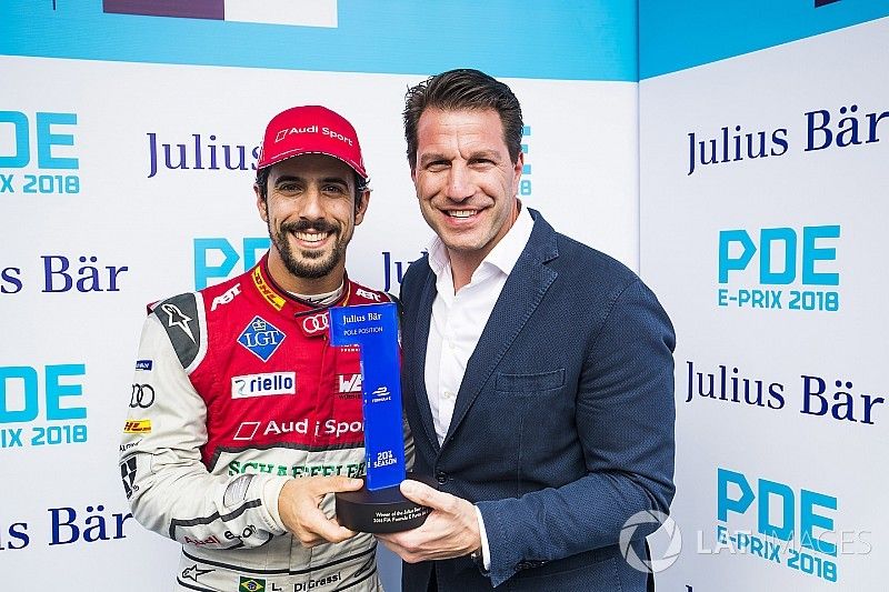 Lucas di Grassi, Audi Sport ABT Schaeffler, recibe el premio Pole Position