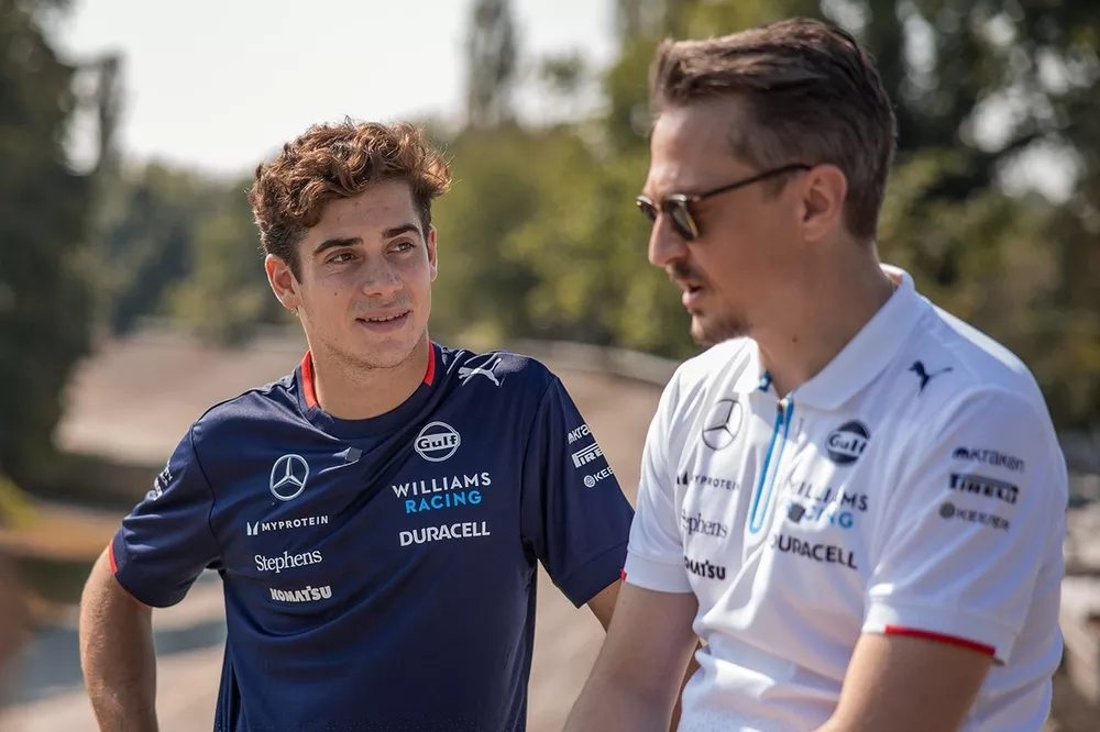 Franco Colapinto, Williams, y Gaetan Jego su ingeniero de carrera