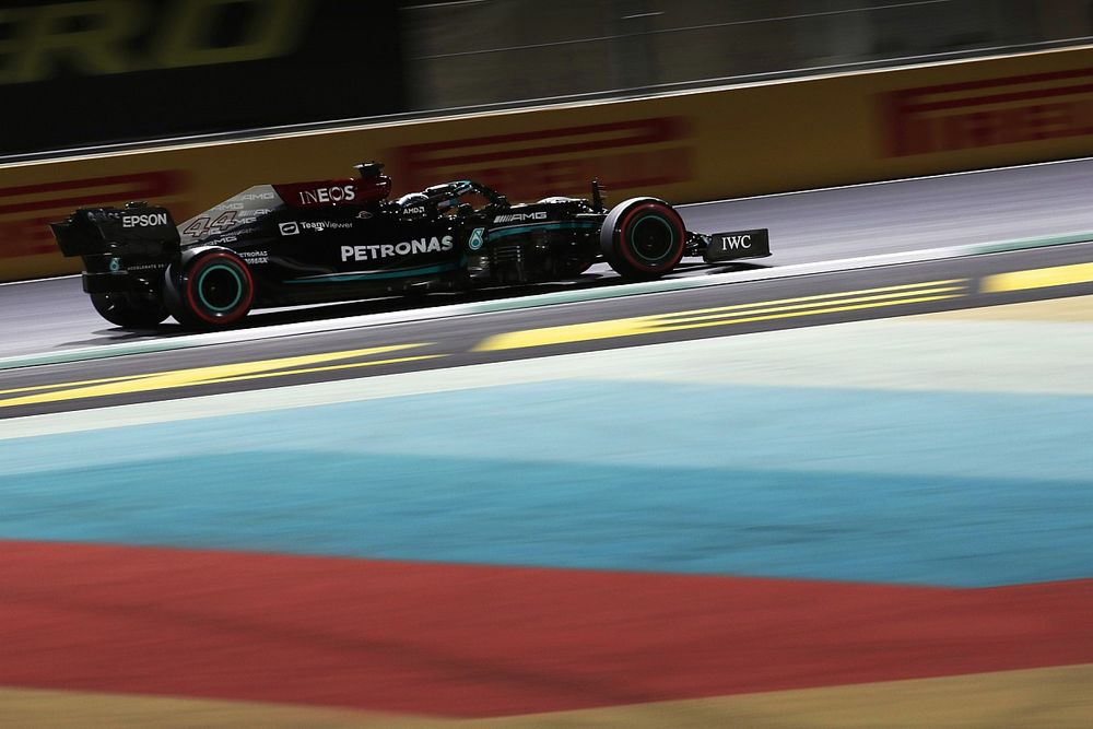 Lewis Hamilton, Mercedes W12