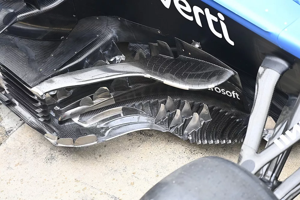 Alpine A521 bargeboard detail