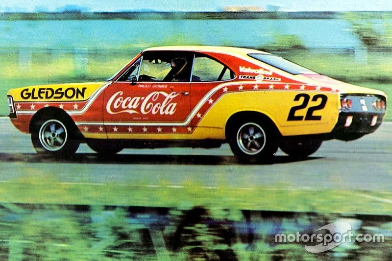 Na 1&ordf; temporada da Stock Car em 1979, Paulo Gomes foi campe&atilde;o com um Opala Cup&ecirc; de motor Chevrolet 6 cilindros