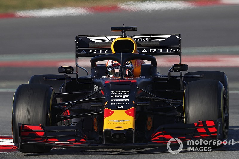 Productieve ochtend voor Verstappen in Barcelona, Vettel vliegt eraf