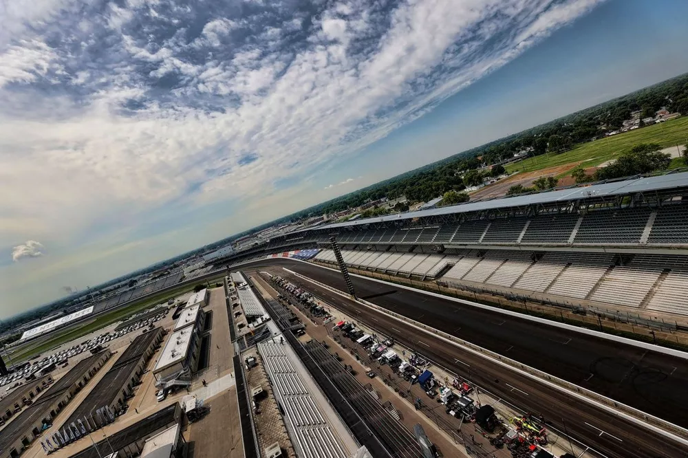 Le circuit vide d'Indianapolis Motor Speedway