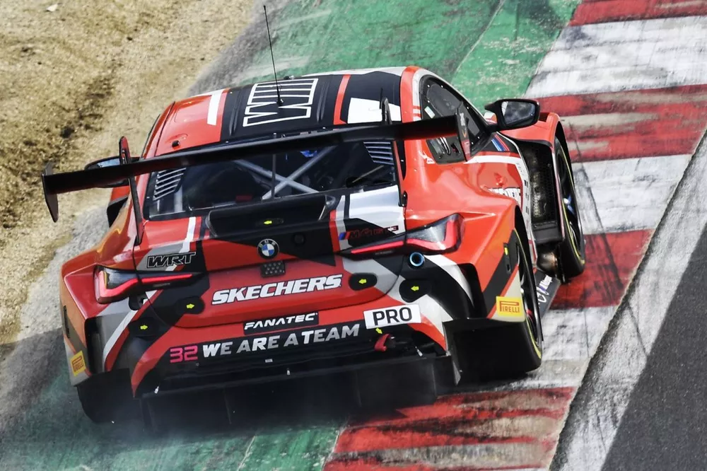 #32 Team WRT, BMW M4 GT3: Charles Weerts, Dries Vanthoor