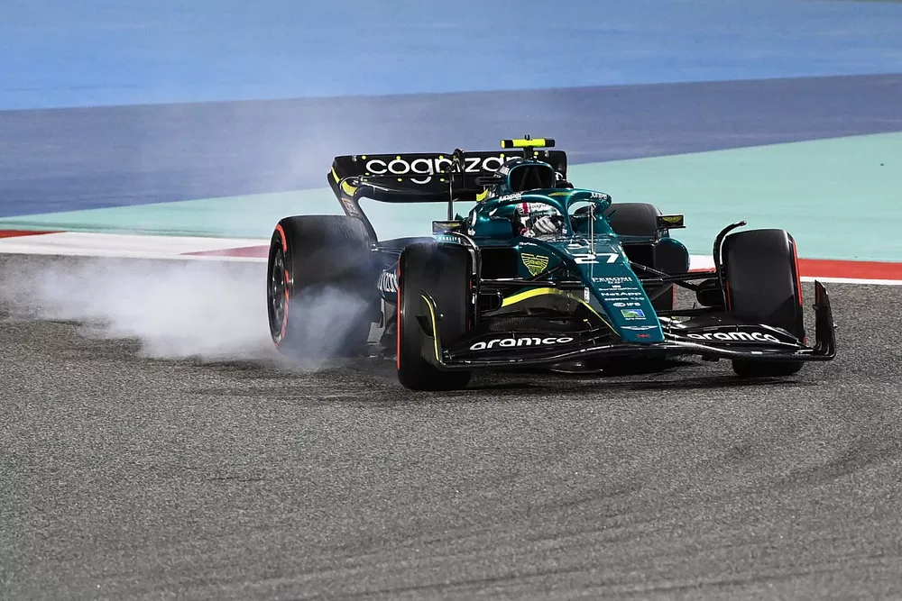 Nico Hulkenberg, Aston Martin AMR22