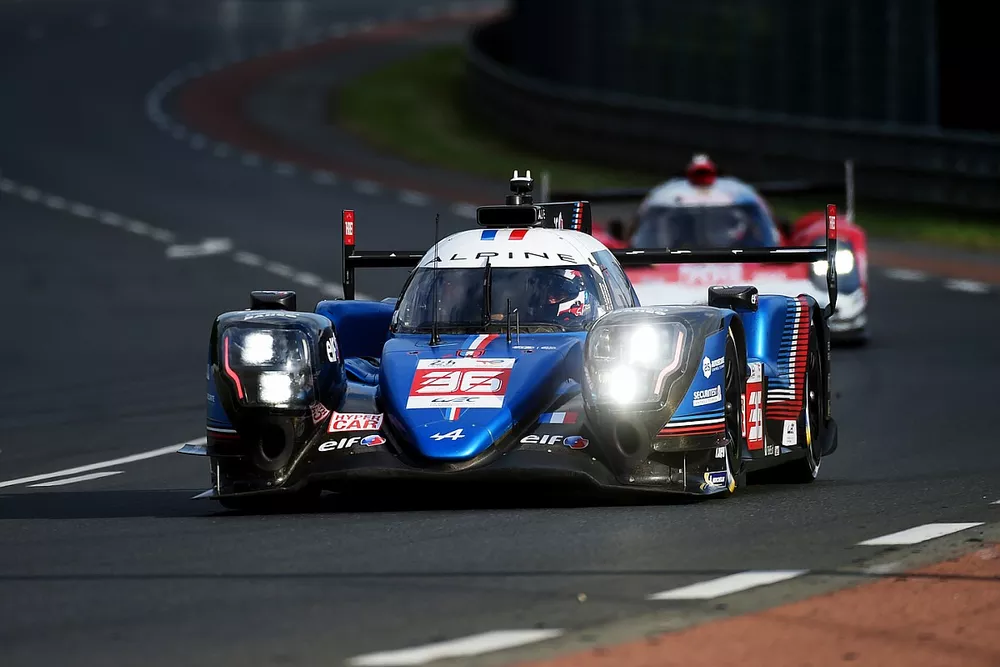 #36 Alpine Elf Team Alpine A480 - Gibson LMP1 - Andr&eacute; Negrao, Nicolas Lapierre, Matthieu Vaxiviere