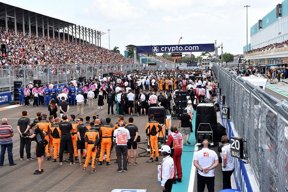 Mechanics on the grid