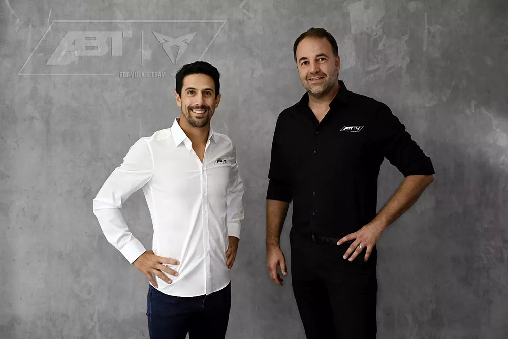 Lucas di Grassi, ABT Cupra Racing, Thomas Biermaier, CEO y director del equipo Abt