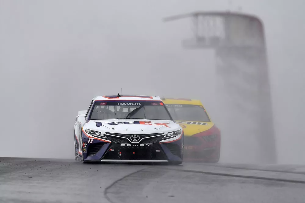 Denny Hamlin, Joe Gibbs Racing, Toyota Camry FedEx Ground