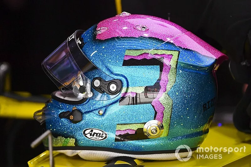 The helmet of Daniel Ricciardo, Renault F1 Team R.S.19 