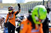 Piastri disfruta de la pole "en el momento justo", Norris culpa al viento