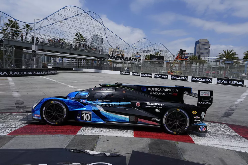 #10 Wayne Taylor Racing Acura ARX-06: Ricky Taylor, Filipe Albuquerque