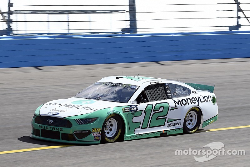 Blaney gana la pole en Phoenix, con Suárez en 28°