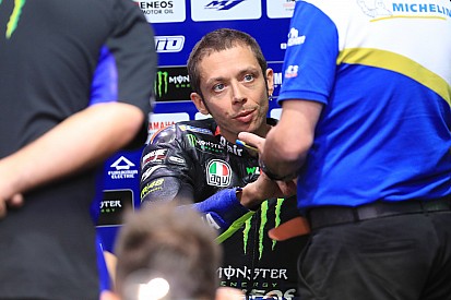 Viñales confirme et Rossi déchante : journée contrastée chez Yamaha