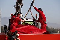 Ferrari muda programa&ccedil;&atilde;o dos testes depois de acidente de Vettel