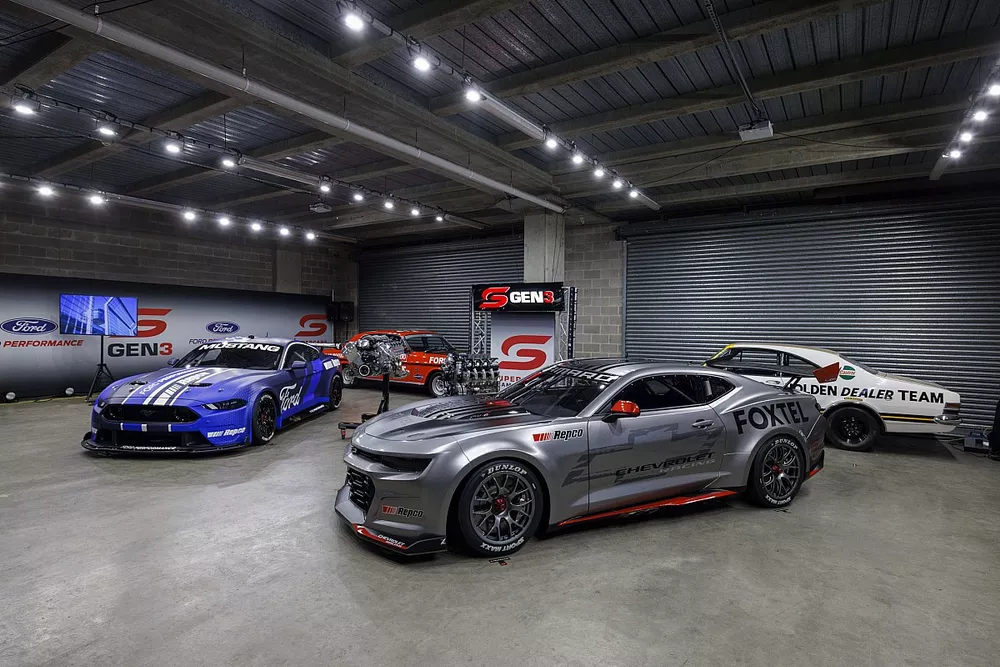 Ford Mustang GT Gen3, Chevrolet Camaro ZL1 Gen3