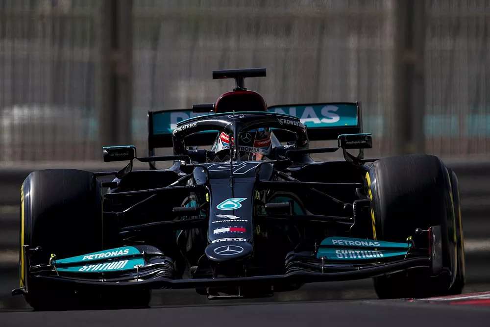 Nyck de Vries, Mercedes W12 