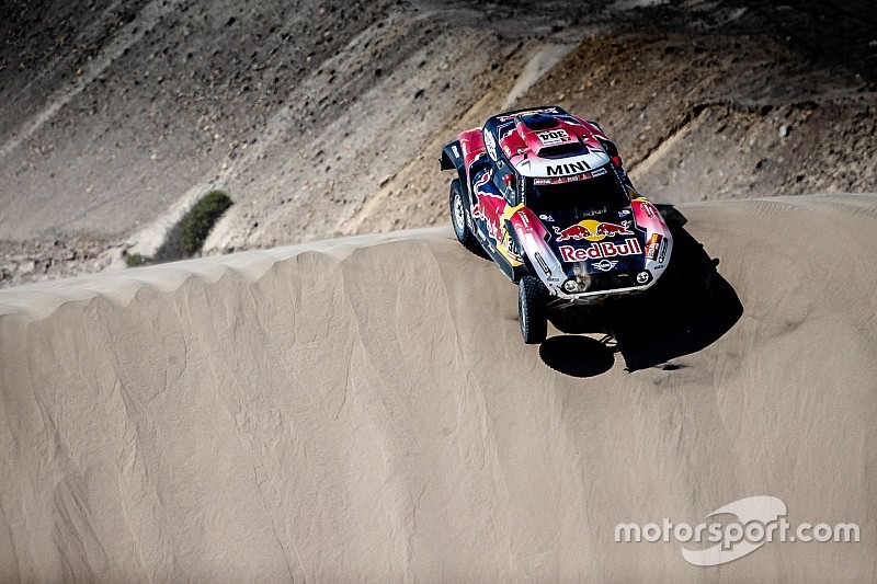 Peterhansel co-driver cleared of spinal fracture