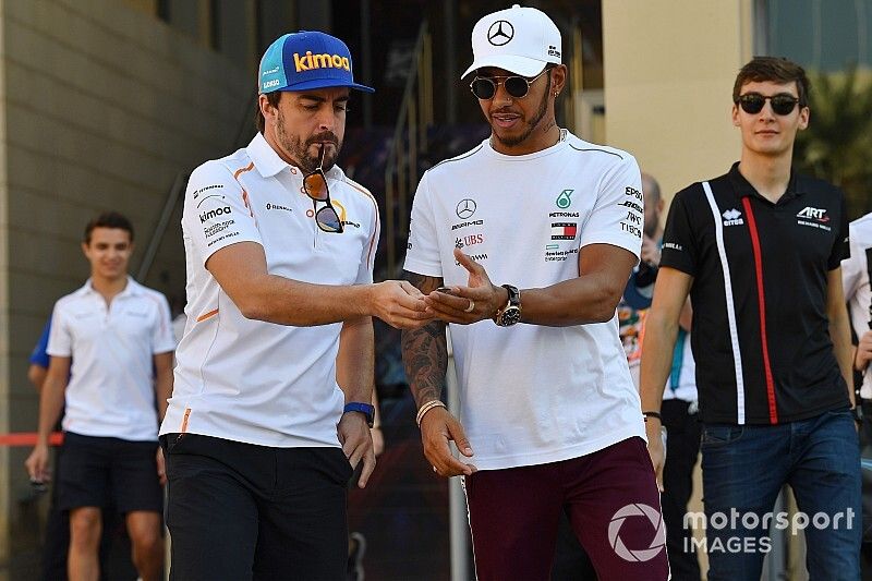 Fernando Alonso, McLaren, Lewis Hamilton, Mercedes AMG F1 ve George Russell, Williams Racing