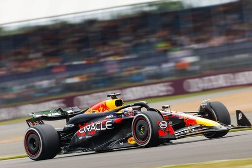 Verstappen pide m&aacute;s mejoras para Red Bull mientras los rivales se acercan