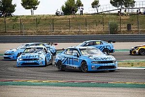 WTCR Vila Real: Urrutia y Huff se reparten del botín el domingo