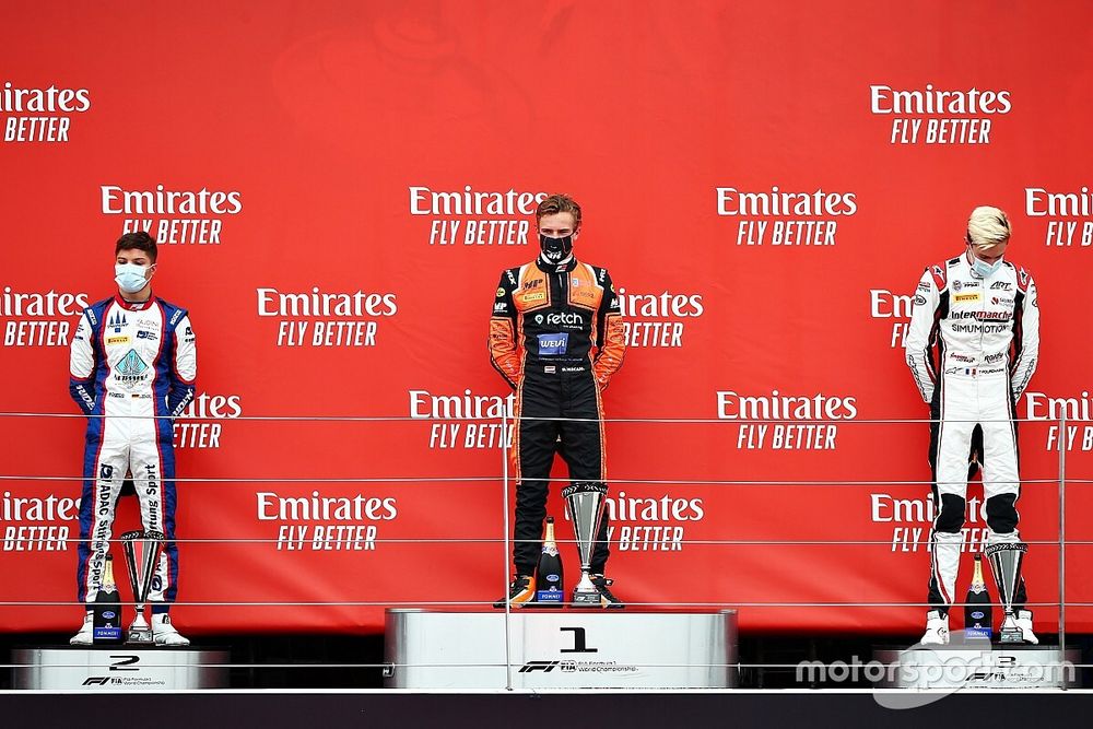 Podio: Bent Viscaal, MP Motorsport,  Lirim Zendeli,  Trident, Theo Pourchaire,  ART Grand Prix