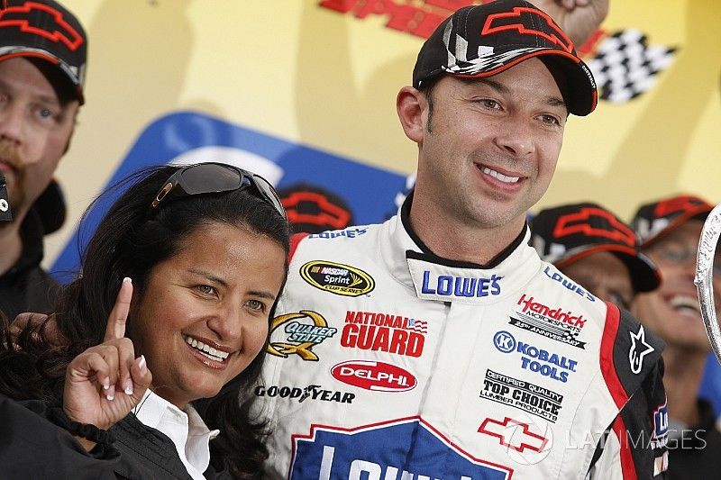 Alba Colon y Chad Knaus
