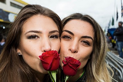 От Ле-Мана до Бразилии. Самые красивые девушки уик-энда