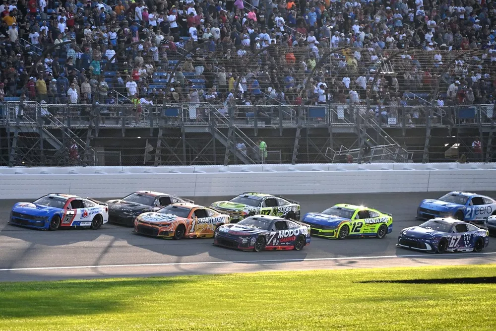 Brad Keselowski, RFK Racing, Ross Chastain, Trackhouse Racing, Daniel Su&aacute;rez, Spire Motorsports