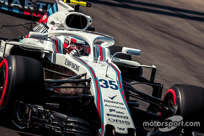 Sirotkin manejó en España con un asiento