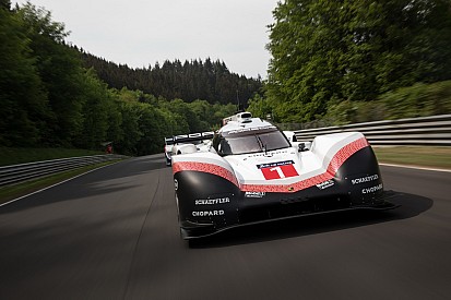 Streckenrekord soll fallen: Porsche jagt über die Nordschleife