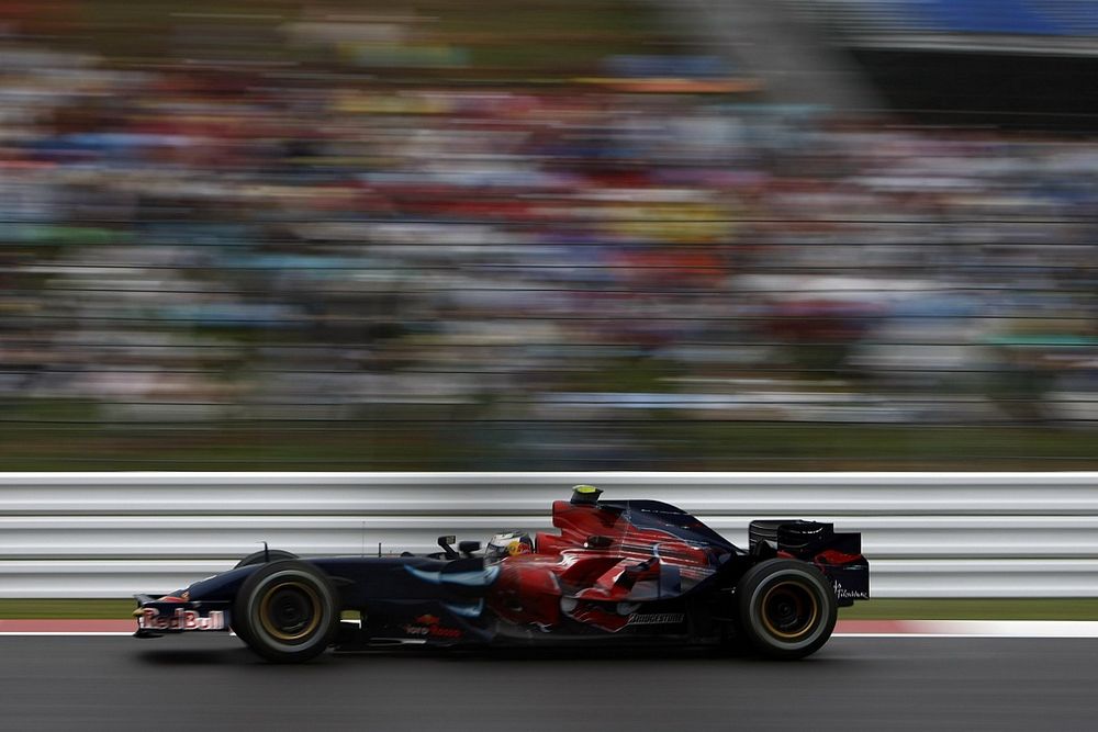 Sebastian Vettel, Toro Rosso STR02